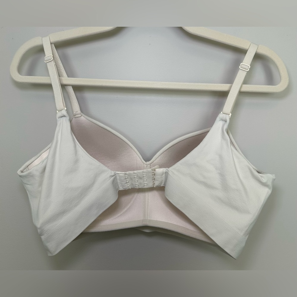 Shapermint Essentials Wireless Comfort Bra White … - image 3